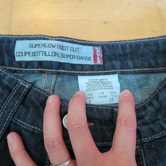 LEVI's boot cut dark wash jeans 26 - Picture 5 of 5